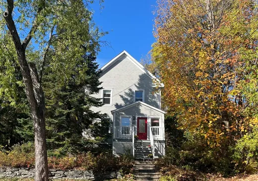Two or more stories for sale - 273 Rue de London, Sherbrooke, J1H3M6