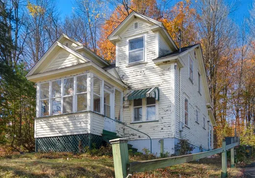 Maison à vendre - 195 Rue Principale S., Waterville, J0B 3H0