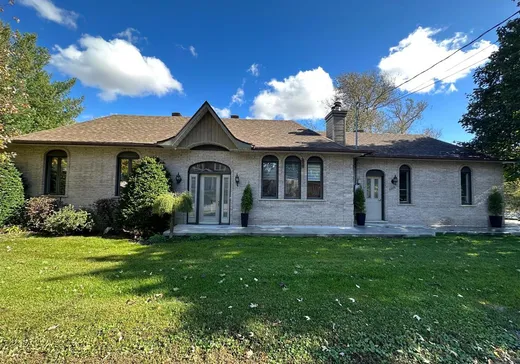 Bungalow à vendre - 5385 Rue Frontenac, Saint-Hyacinthe, J2S2E3