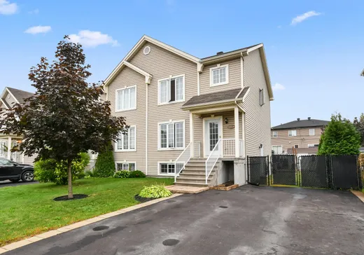 Maison à étages à vendre - 5225 Rue de Vignieu, Contrecoeur, J0L1C0