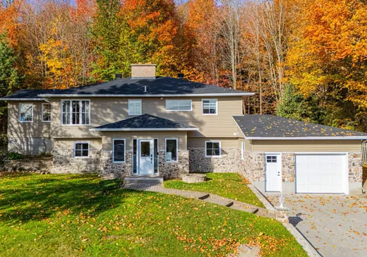 Maison à étages à vendre - 176 Route 201, Rigaud, J0P1P0