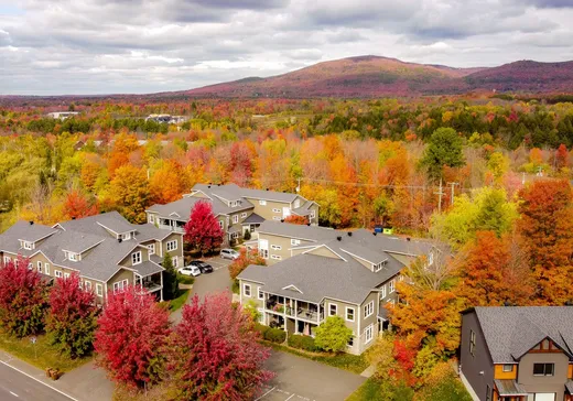 Condo for sale - 144 Boul. de Bromont, Bromont, J2L2K8