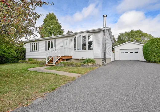 Maison à étages à vendre - 437 Rue Pigeon, Beloeil, J3G2R1