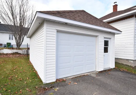 Maison à vendre - 108 Rue de l'Église, St-Cyprien-de-Temiscouata, G0L 2P0