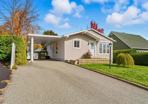Bungalow à vendre - 919 Rue du Haut-Bois S., Sherbrooke, J1N2E6