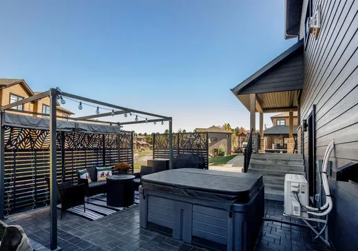 Maison à vendre - 15 Av. de l'Auberge, App. B, Orford, J1X 6J3