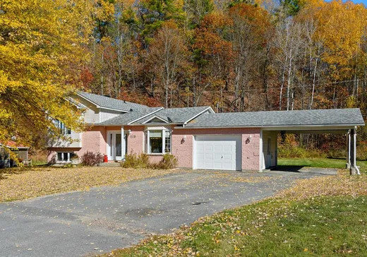 Split-level for sale - 919 Rue Covey, Bryson, J0X1H0
