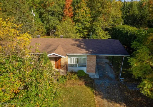 Maison à vendre - 2570 Rue Gamma, Lennoxville, J1M 2H5