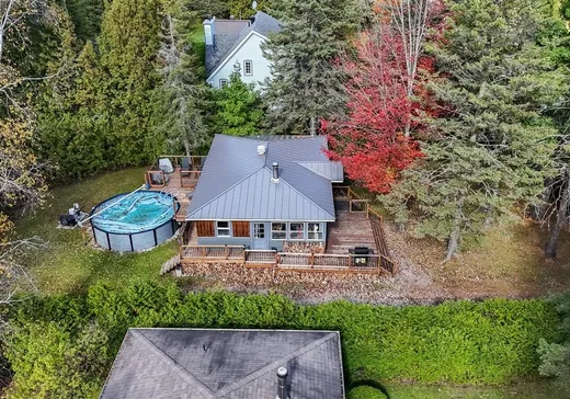Maison à vendre - 84 Av. des Ormes, Magog, J1X 5W3