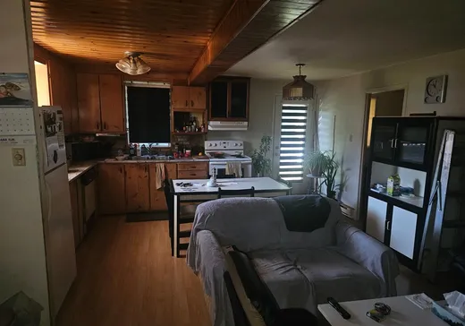 Maison à vendre - 108 38e Avenue, Sainte-Marthe-sur-le-Lac, J0N 1P0