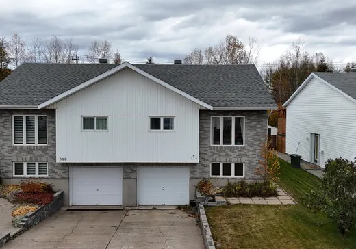Maison à étages à vendre - 316 Rue Comeau, Sept-Îles, G4R5H5