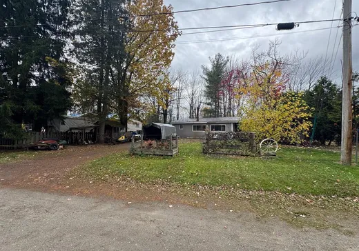 Mobile Home for sale - 14 Rue du Domaine-des-Quatre-Saisons, Plessisville, G6L4B8