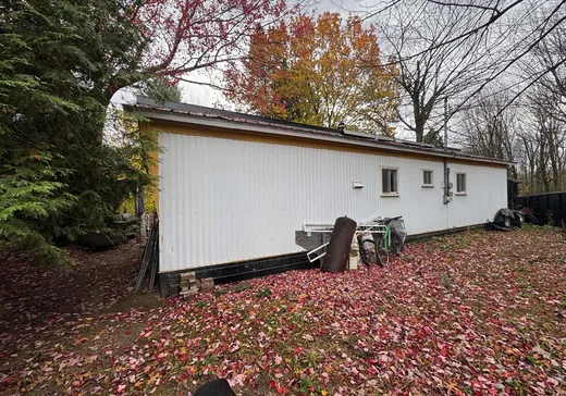 Loft for sale - 14 Rue du Domaine-des-Quatre-Saisons, Plessisville, G6L 4B8