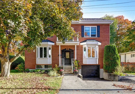 Two or more stories for sale - 325 14e Avenue, Deux-Montagnes, J7R3W6