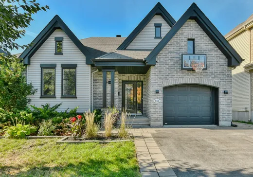 Maison à étages à vendre - 286 Ch. de la Prucheraie, Sainte-Marthe-sur-le-Lac, J0N1P0