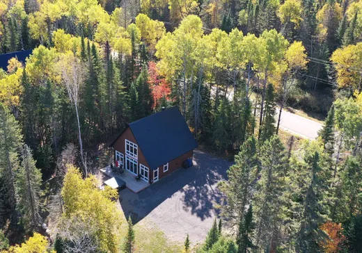 Two or more stories for sale - 841 Ch. du Lac-à-la-Truite, Saint-Michel-des-Saints, J0K3B0