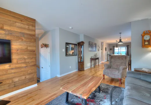Maison à vendre - 988 Rue des Monarques, Vaudreuil-Dorion, J7T 0K7