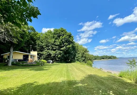 Bungalow à vendre - 381Z Route 138, Neuville, G0A2R0