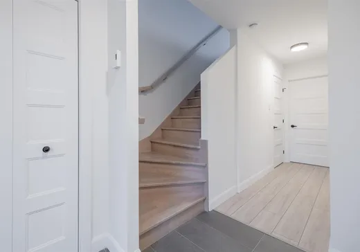 Maison à vendre - 125 Rue De Coubertin, St-Ferreol-les-Neiges, G0A 3R0