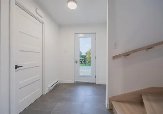 Maison à vendre - 125 Rue De Coubertin, St-Ferreol-les-Neiges, G0A 3R0
