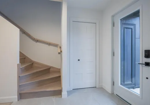 Maison à vendre - 123 Rue De Coubertin, St-Ferreol-les-Neiges, G0A 3R0