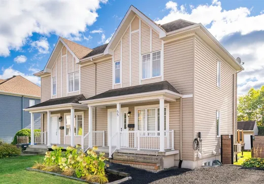 Two or more stories for sale - 55 Rue Genest, Charlesbourg, G2N1M3