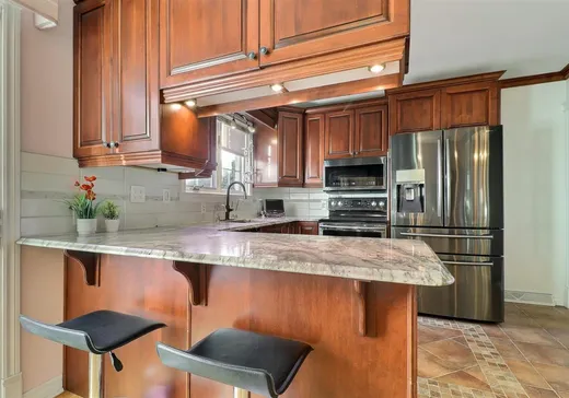 Maison à vendre - 876 Rue des Jardins-Fleuris, Sherbrooke, J1E 1J5