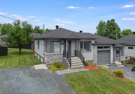 Bungalow à vendre - 847 Rue Neil-Tracy, Rock Forest-Saint-Élie-Deauville, J1N1A6