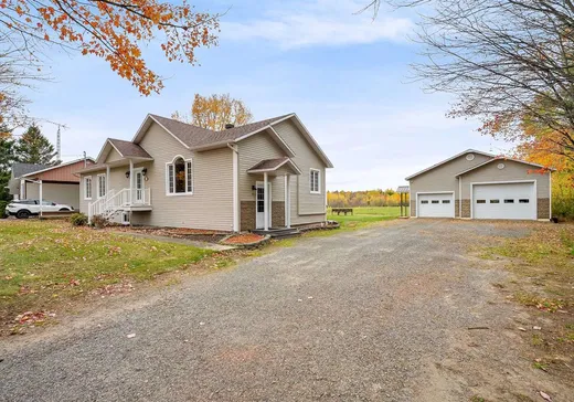 Bungalow for sale - 12 Rue Tessier, Sainte-Sophie-de-Lévrard, G0X3C0