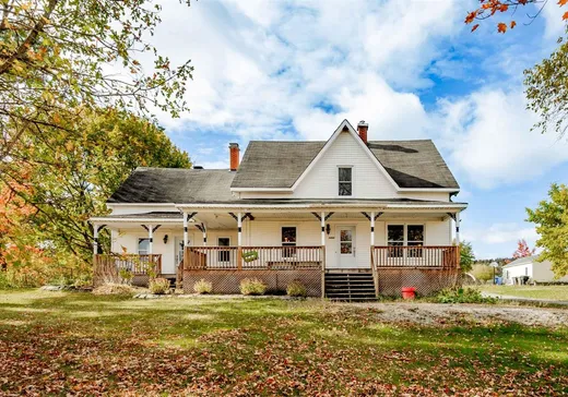 Maison à étages à vendre - 1455 Ch. Favreau, Sainte-Edwidge, J0B2R0