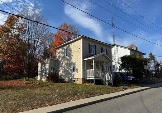 Maison à vendre - 380 Rue St-Joseph, Brownsburg-Chatham, J8G 2W7