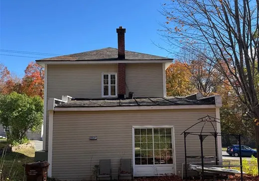 Maison à vendre - 380 Rue St-Joseph, Brownsburg-Chatham, J8G 2W7