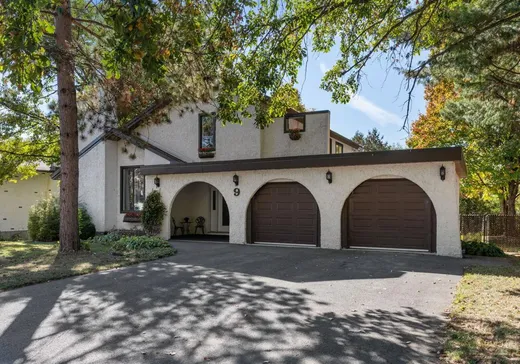 Two or more stories for sale - 9 Rue de Castillou, Gatineau, J8T5Y3