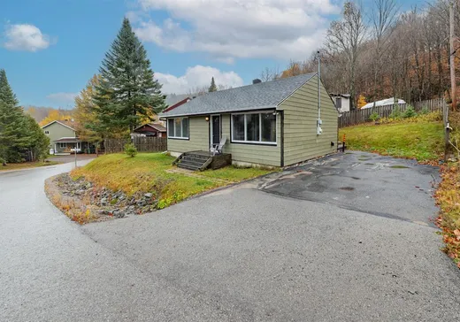 Bungalow à vendre - 7 Rue Beethoven, St-Adolphe d'Howard, J0T2B0