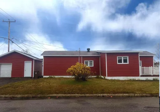 Maison mobile à vendre - 17 Rue Lelièvre, Port-Cartier, G5B2L3