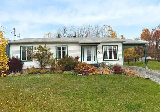 Two or more stories for sale - 759 Av. du Parc, Sherbrooke, J1N3N6