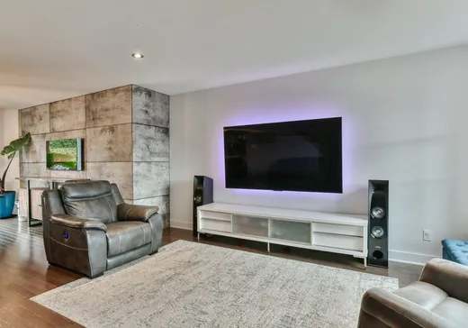 Maison à vendre - 3081 Boul. des Pins, Sainte-Marthe-sur-le-Lac, J0N 1P0