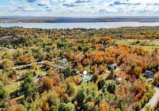 Maison à vendre - 2745 Rue du Cantonnier, Magog, J1X 6E5