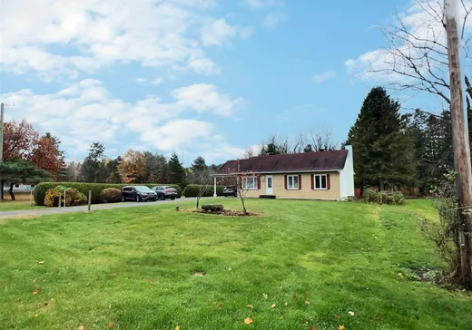 House for sale - 180 Route 261, Daveluyville, G0Z 1C0