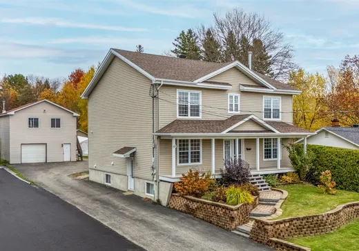 Maison à étages à vendre - 651Z Boul. des Vétérans, Sherbrooke, J1N2A2