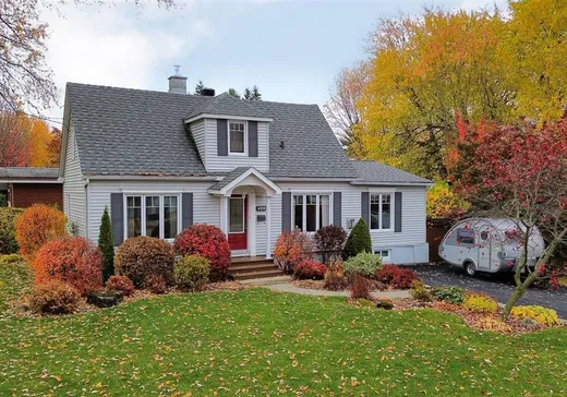 Maison à vendre - 450 Rue de Normandie, Sherbrooke, J1G 2Z1