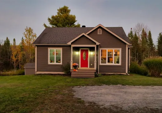 Bungalow à vendre - 761 13e Rang, Montréal (Nord), J1X7H5