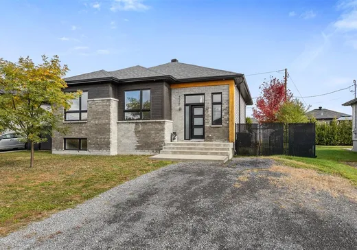 Bungalow for sale - 372 Rue du Golf, Saint-Zotique, J0P1Z0