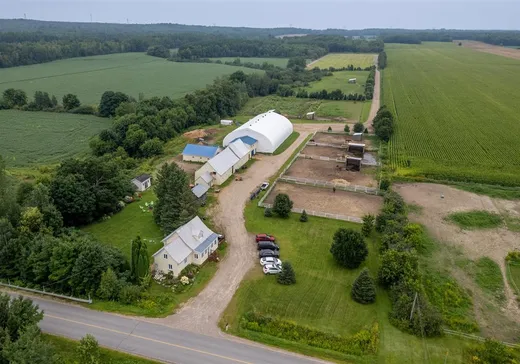 Fermette à vendre - 480 2e Rang, St-Barnabe-Nord, G0X2K0