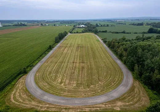 Fermette à vendre - 480 2e Rang, St-Barnabe-Nord, G0X 2K0