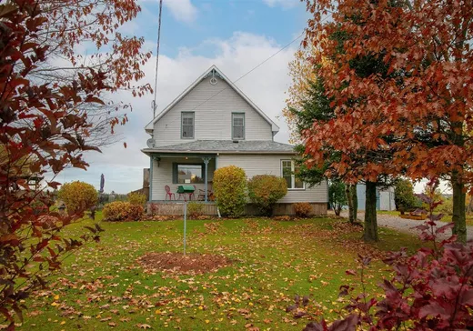 Maison à étages à vendre - 288 Rue Main, Dudswell, J0B1G0