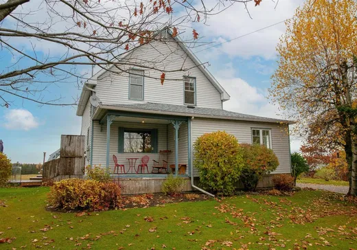 Maison à vendre - 288 Rue Main, Dudswell, J0B 1G0