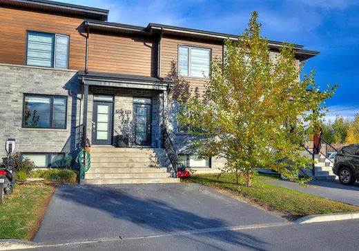 Two or more stories for sale - 727 Boul. Cadieux (727Z), Beauharnois, J6N2E9