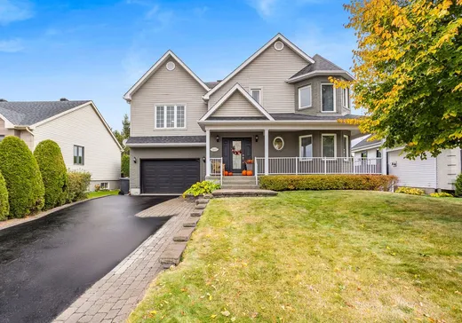 Two or more stories for sale - 2632 Rue de l'Île-des-Lys, Terrebonne, J6W5S1