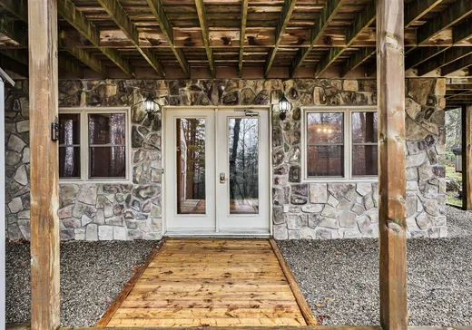 Maison à vendre - 6 Ch. de l'Escalade, Saint-Sauveur, J0R 1R3